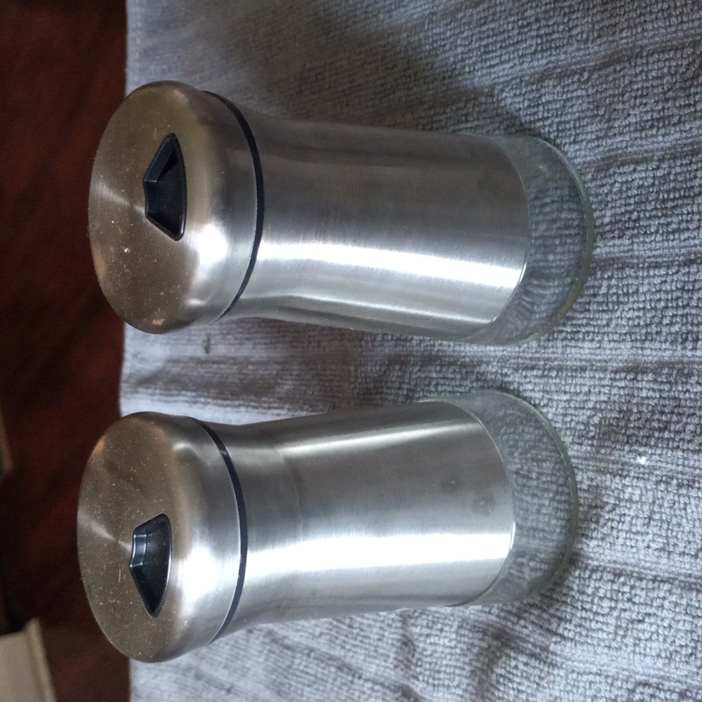 Chefvantage salt & pepper shakers.
